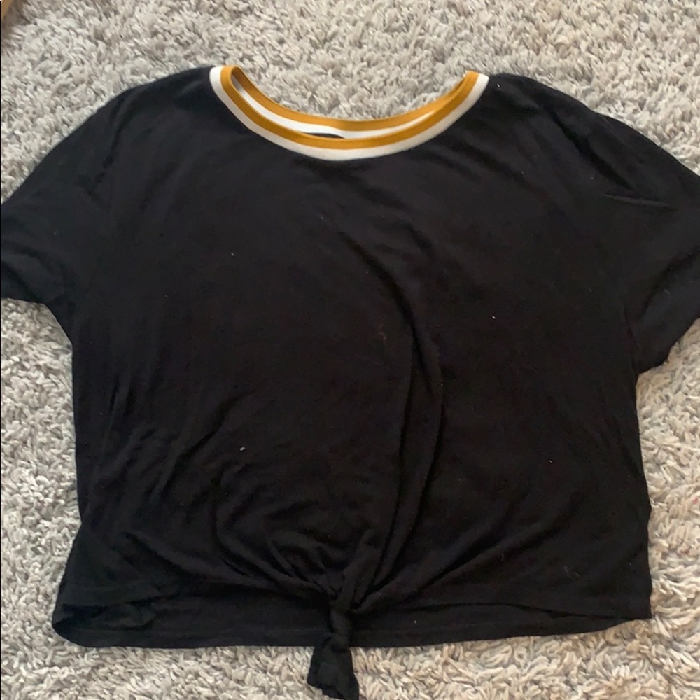 Black crop top